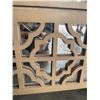 Image 3 : 3 DRAWER MIRROR FRONT DRESSER