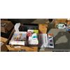 Image 2 : NEW AMAZON OVERSTOCK ITEMS INCLUDING CANDY GLASS JARS MICRO PLAN AND A SET OF SQUEZZE BOTTLES