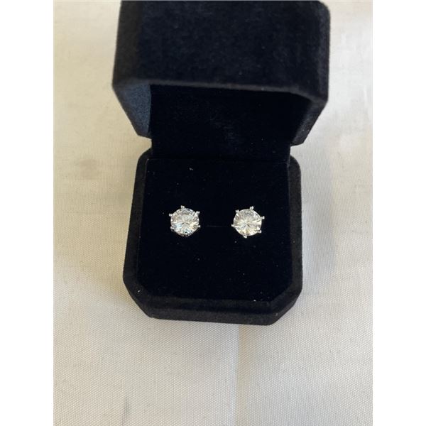 NEW S925 2.0CT EACH SIMULAYED DIAMOND (CZ) STUD EARRINGS, MOUNTED IN 925 STERLING SILVER W/ WHITE GO