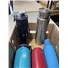 Image 3 : LOT OF STAINLESS WATERBOTTLES INCLUDING SWELL AND HYDROFLASK