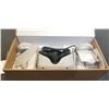 Image 3 : META QUEST 2 128GB BUNDLE - TESTED WORKING, RETAIL $599