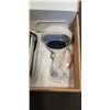 Image 5 : META QUEST 2 128GB BUNDLE - TESTED WORKING, RETAIL $599