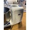 Image 4 : LG ULTRA TOP WET GRINDER - WORKING