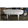 Image 1 : WHITE CRABS TABLE
