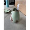 Image 3 : 2 PC GERMAN POTTERY PLATE AND VASE