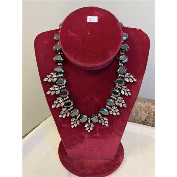 VINTAGE BLACK HEMETINE GASS AND RHINESTONES NECKLACE, STAND INCLUDED