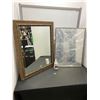 Image 1 : 2 framed mirrors