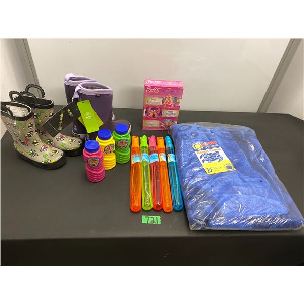 Lot of children's items including rubber boots, bubbles, beach towel and more