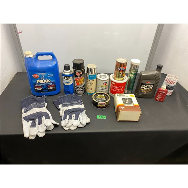 Lot of car care products and 2 pairs of work gloves