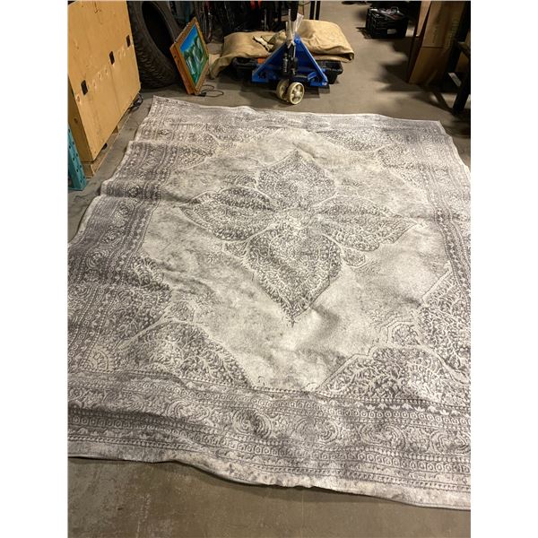 9x7 ft Area rug