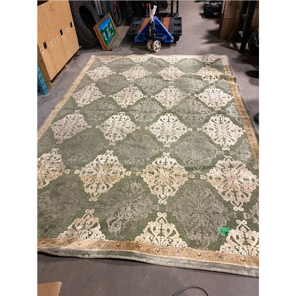 10x7 ft Area rug