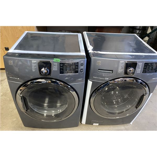 Kenmore Elite washing machine and dryer set - Not Tested, condition unknown