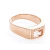 Image 1 : 18kt Oro Laminado Bezel Set Gemstone Signet Style