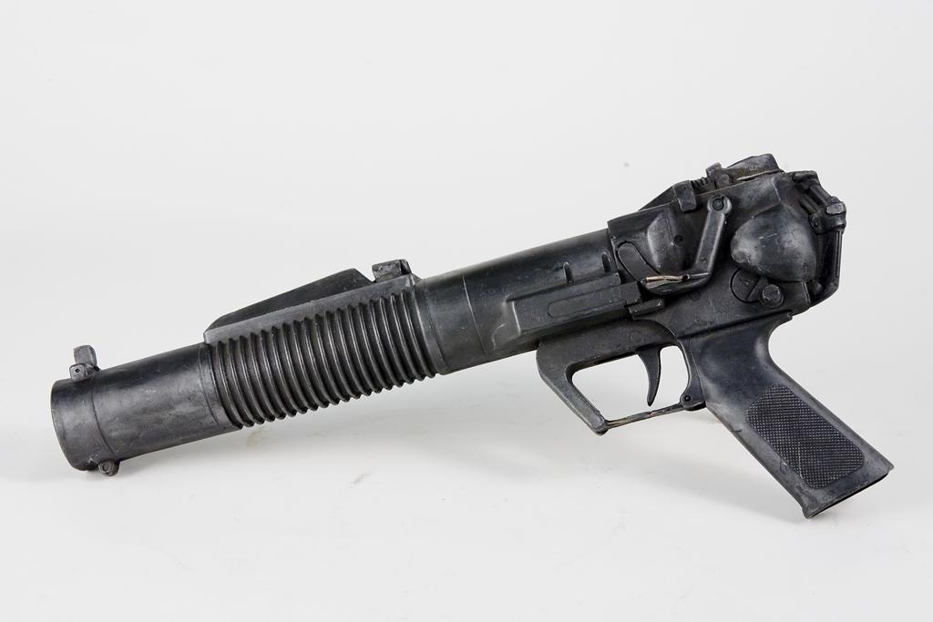 20th CENTURY FOX Alien Futuristic Prop Gun