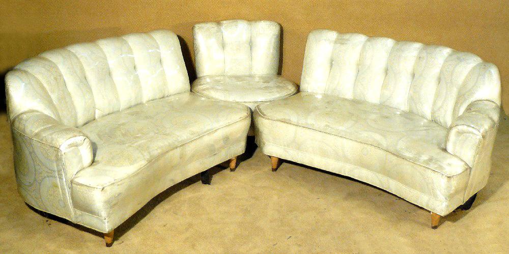 Three Piece White 1950's Shell Back Sectional Couch