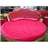Image 2 : 7' Foot Round Bed with Pink Tufted Bed Board