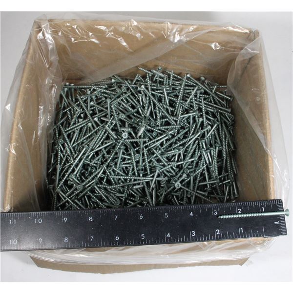 GREEN WEATHER GUARD EXTERIOR SCREWS SIZE 8 X 3"