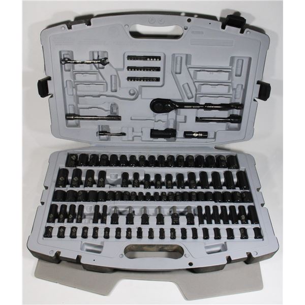 STANLEY BLACK CHROME SOCKET SET