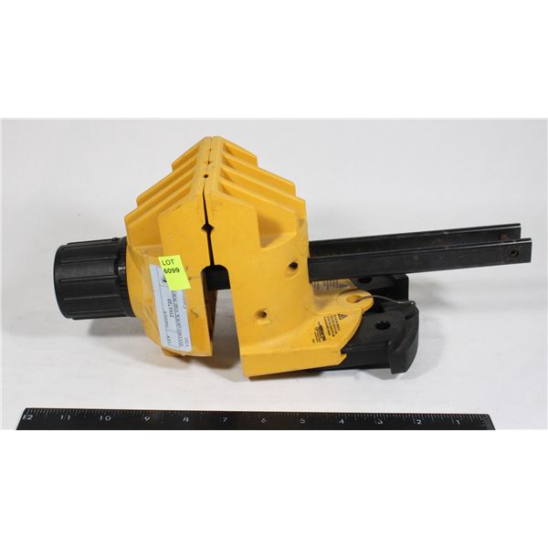 RECORD QUICK VISE PORTABLE VISE