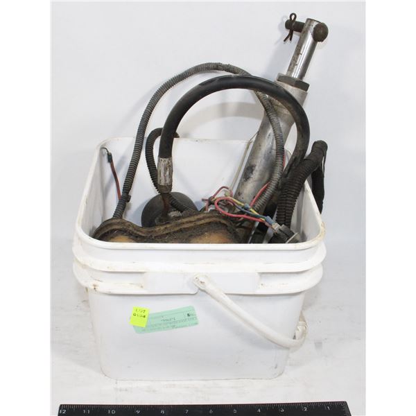 HYDRAULIC PUMP WITH RAM, COULD BE USED ON A DUMP