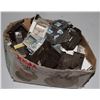 Image 1 : LARGE BOX OF GUTTER PIECES