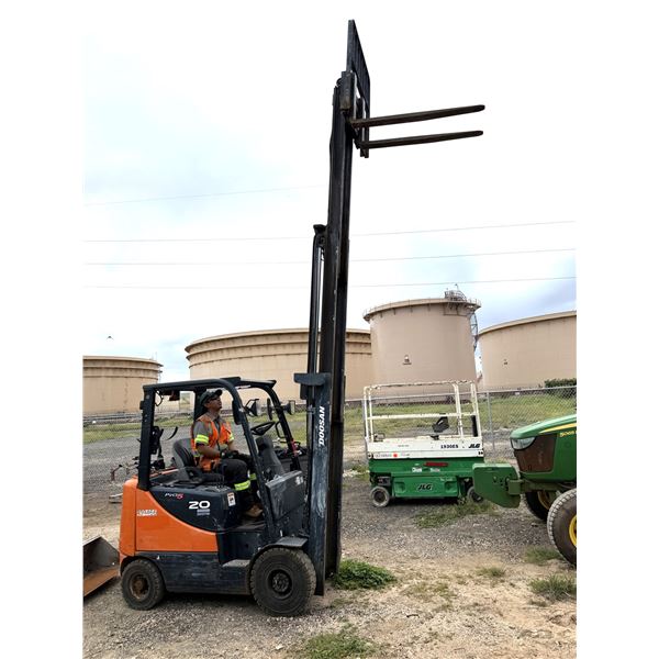 (939466) 2016 Doosan G20SC-5 Propane Forklift (Starts & Runs - See Video)