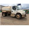 Image 6 : (1030377) 2018 Freightliner M2 Water Truck 2000-Gallon (Runs, Drives, Sprays - See Video)