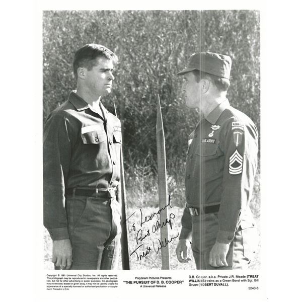 The Pursuit of D. B. Cooper Treat Williams Signed Movie Photo