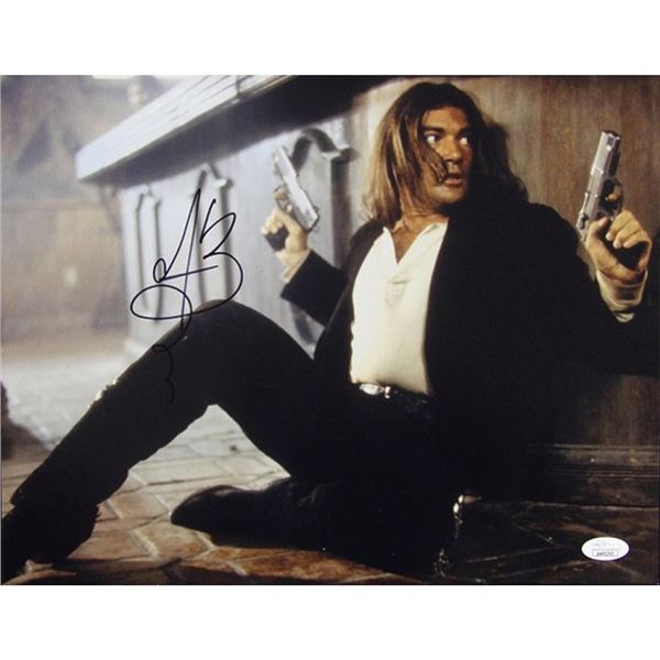 Desperado Antonio Banderas  signed movie photo. JSA Authenticated