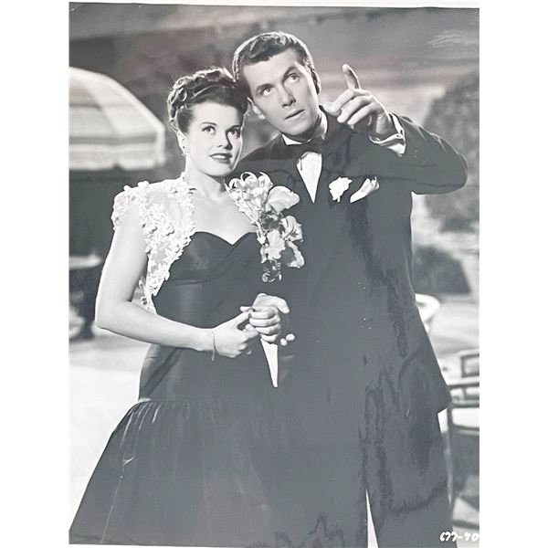 Wallflower Robert Hutton and Janis Paige movie photo
