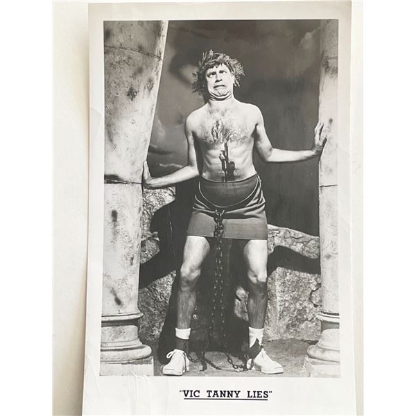 Jerry Lewis - Vic Tanny Lies - original vintage photo