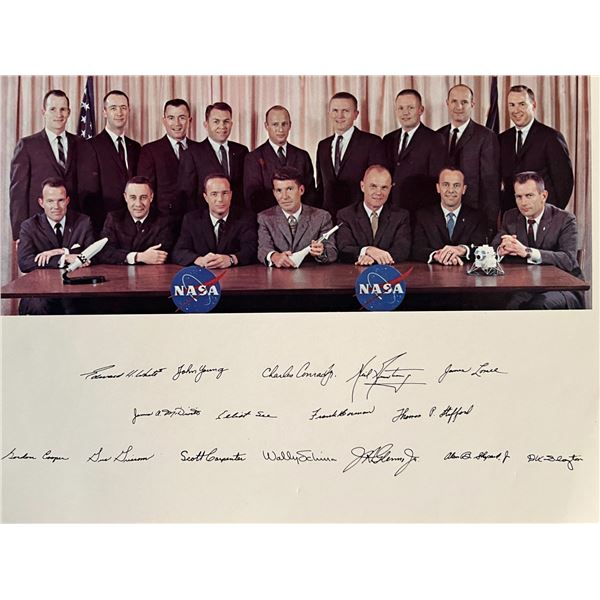 NASA administration facsimile signed photo. 8x10 inches