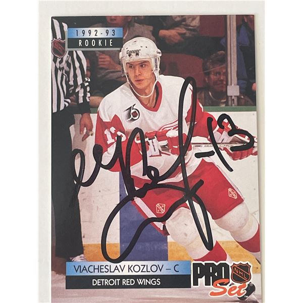 Detroit Red Wings Vyacheslav Kozlov 1992 Pro Set #225 signed trading card