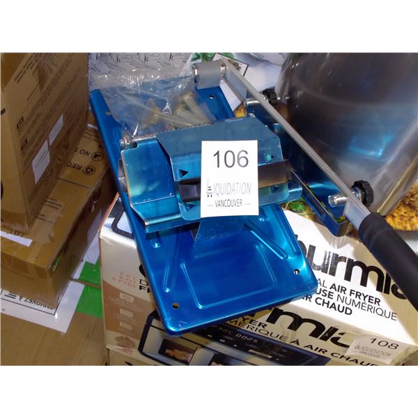 Commercial multi use slicer