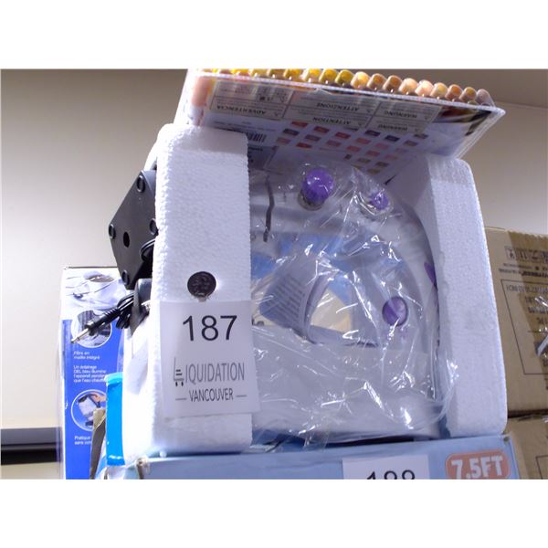 Sewing machine no box and set of coloring pens