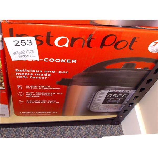 Instant Pot Duo Multi-Cooker 7 in 1 6 qt