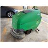 Image 4 : (10192122) Tennant T600e Walk-Behind Floor Scrubber 32" Path (Runs See Video)
