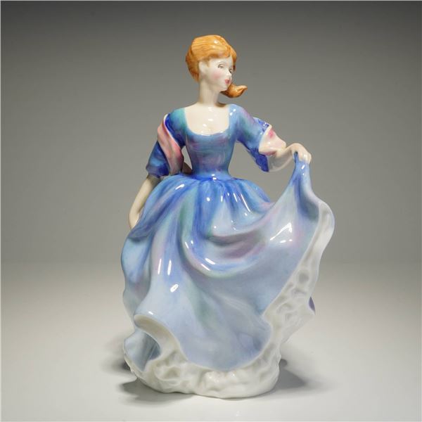Royal Doulton Figurine, Elizabeth HN2465