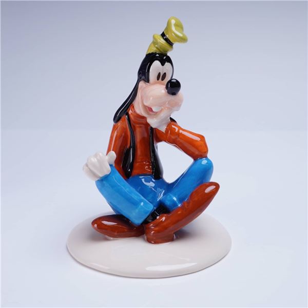 Royal Doulton Figurine, The Mickey Mouse Collection, Goofy and Original Box