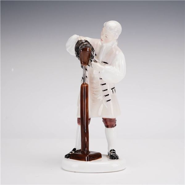 Royal Doulton, The Wigmaker of Williamsburg HN 2239