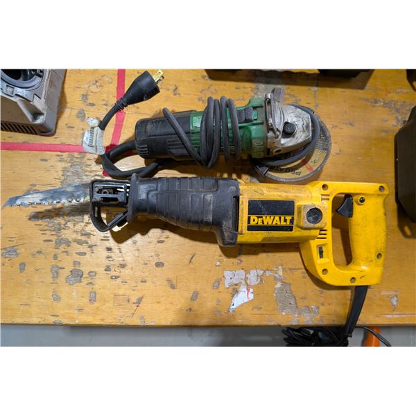 LOT:SCIE ALTERNATIVE ÉLECTRIQUE DEWALT #DW304  ET MEULEUSE D'ANGLE 5" HITACHI #G1252