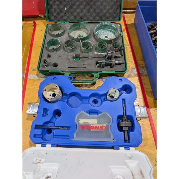 SCIES-CLOCHES ASSORTIES