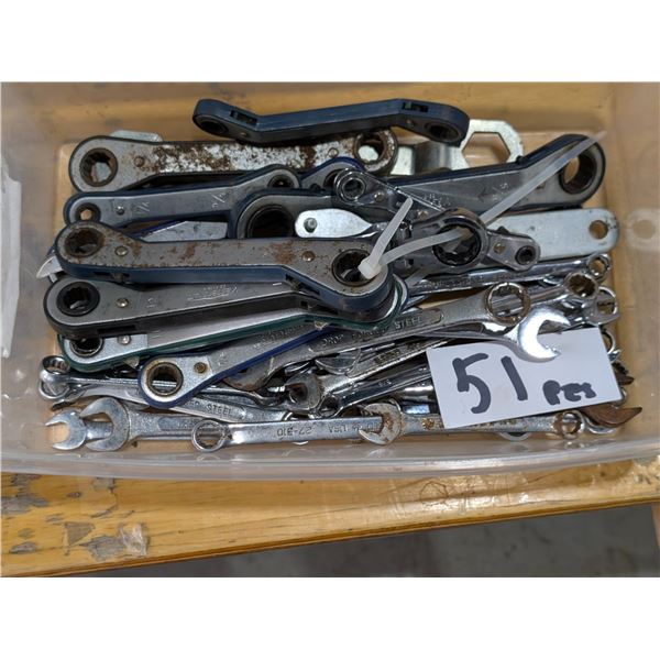 LOT DE CLÉS ASSORTIES