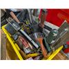 Image 2 : LOT DE OUTILS DE PEINTURE / GYPSE / PLÂTRE ASSORTIS