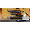 Image 1 : LOT DE 2 POMPES À GRAISSE PNEUMATIQUES