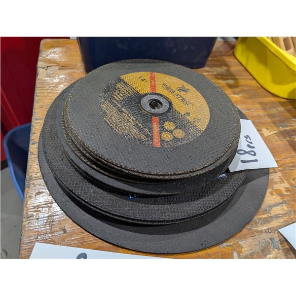 LOT DE 18 ASSORTIS DISQUE À TRONÇONNER