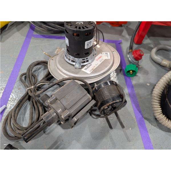 LOT DE 3 ARTICLES ASSORTIS