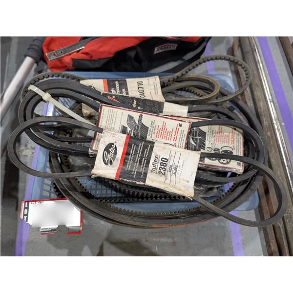 LOT DE COURROIES ASSORTIES