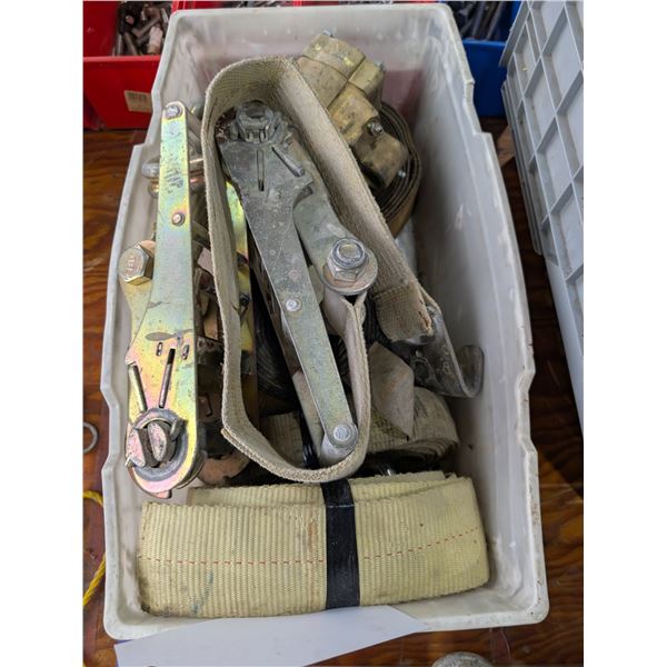 LOT DE 6 SANGLES À CLIQUET