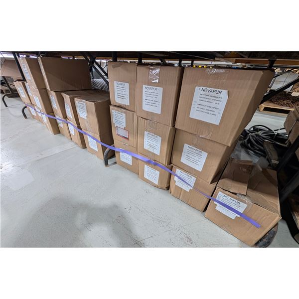 LOT DE 24 BOXES OF DÉSINFECTANTS POUR LES MAINS ***EXPIRED****